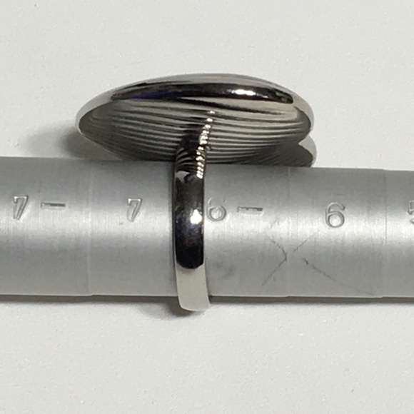 Vintage Heart Silver Tone Ring - Picture 7 of 8