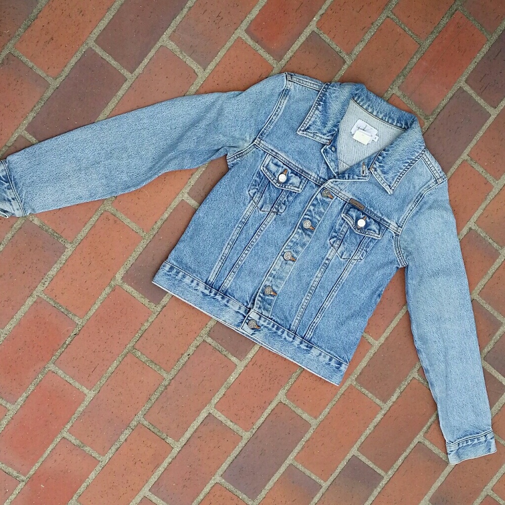 Light washed denim jacket