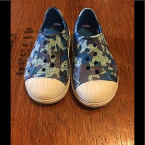 NWOT Slip on Crocs Kids shoes.