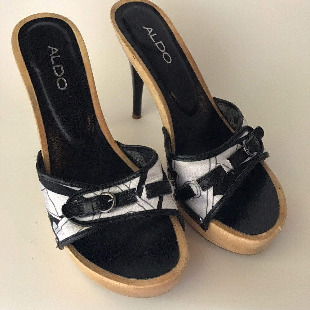 Aldo Sandals
