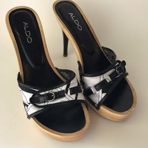 Aldo Sandals