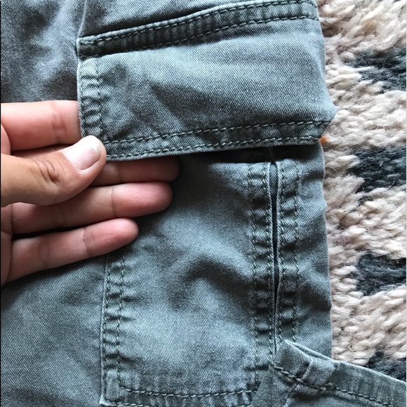 Excellent Condition//Army Green Skinny Cargo Pants - Picture 4 of 5