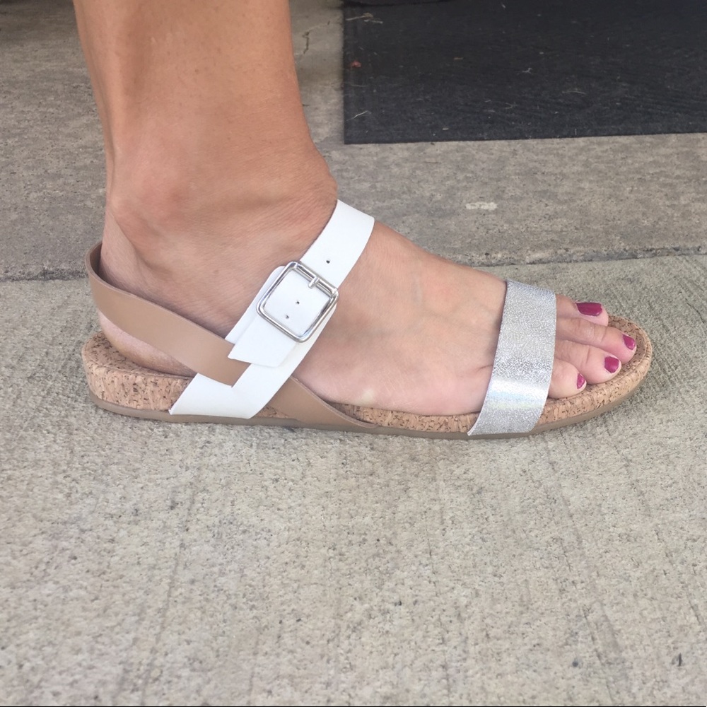 Lands End. 'Ivory Foil' Play Sandal.