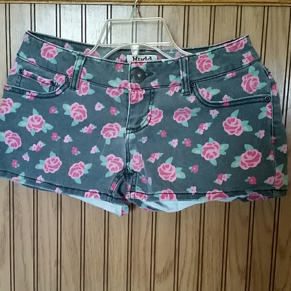 Floral shorts