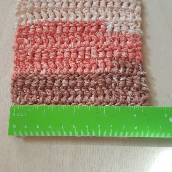 Miniature Dollhouse Chrochet blanket Peach brown - Picture 3 of 4