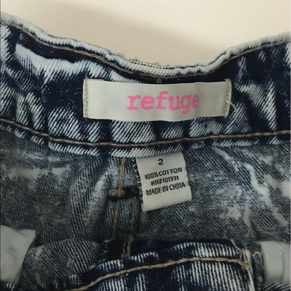 REFUGE MOM STYLE SHORT SHORTS - Picture 4 of 4