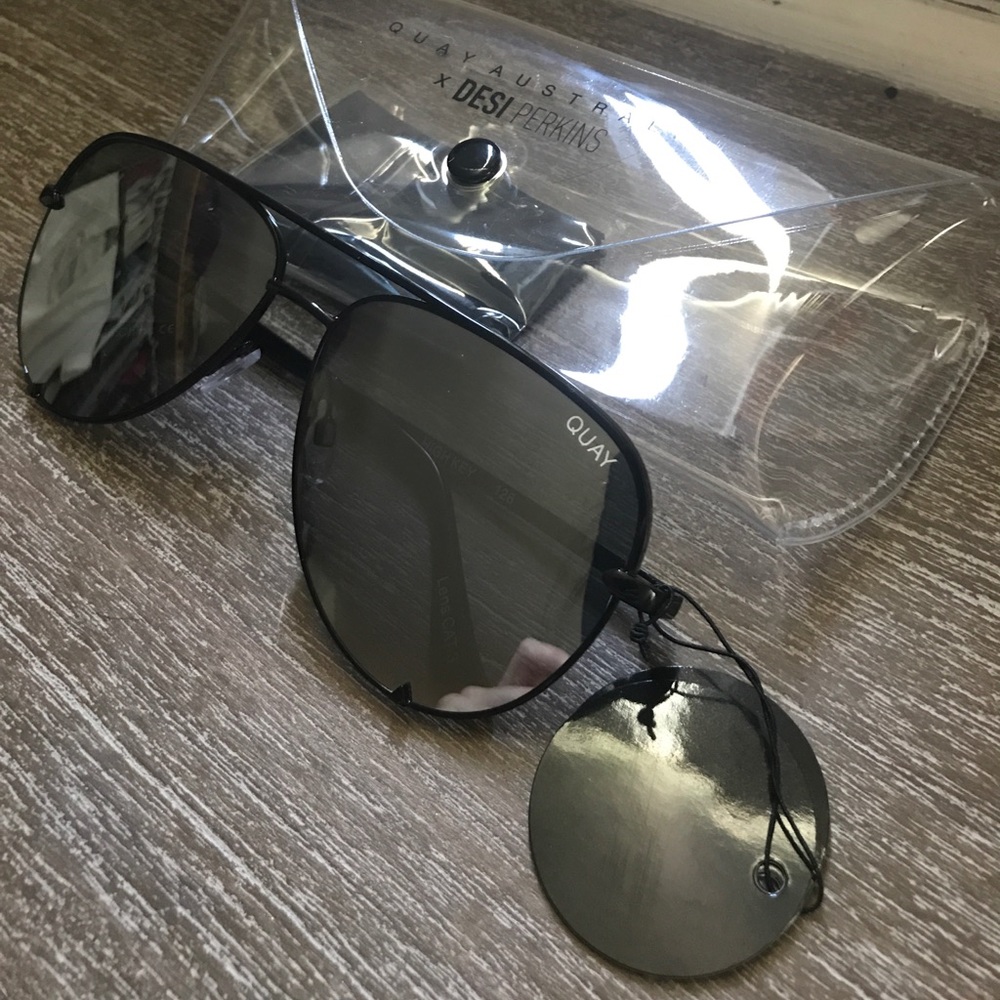 NWT QUAYxDESI PERKINS HIGH KEY AVIATORS
