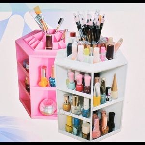 White makeup trolley