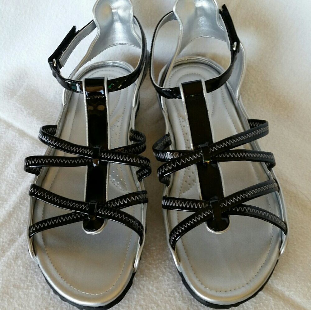 Lands End Everyday Sandals
