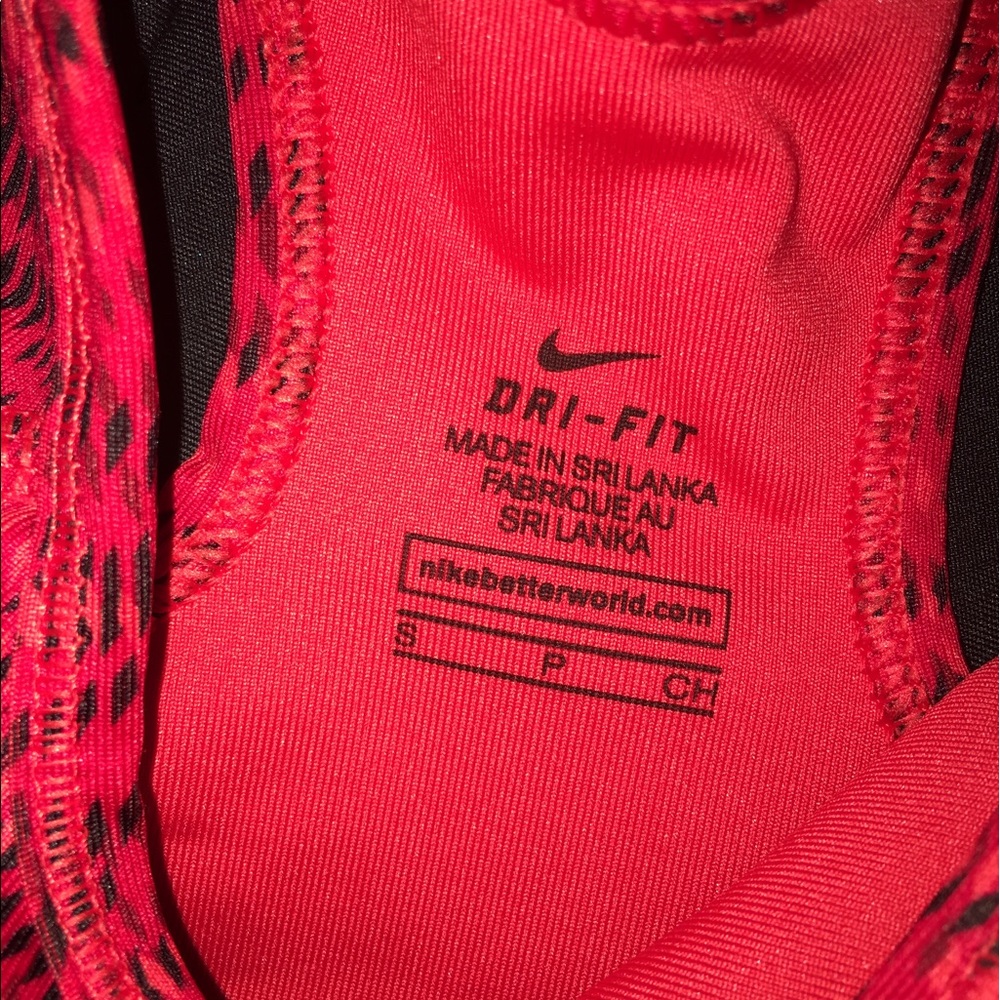 Nike - Picture 2 of 2