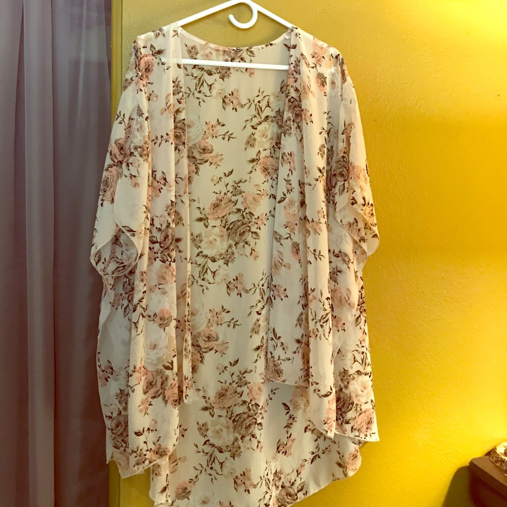 Floral pink kimono