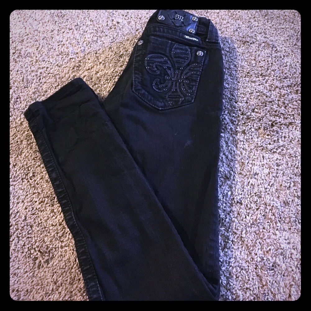 Black miss me jeans