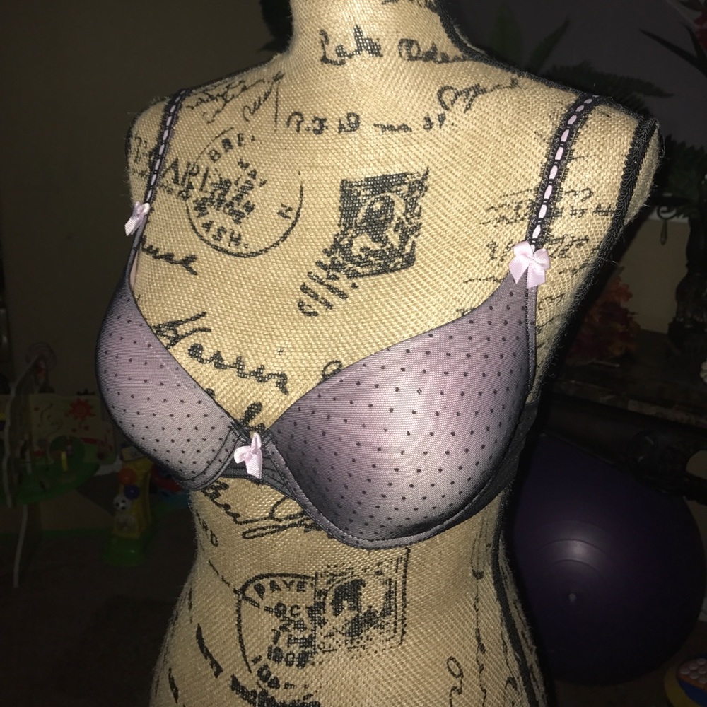 Victoria's Secret 34C sexy little things