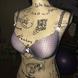 Victoria's Secret 34C sexy little things