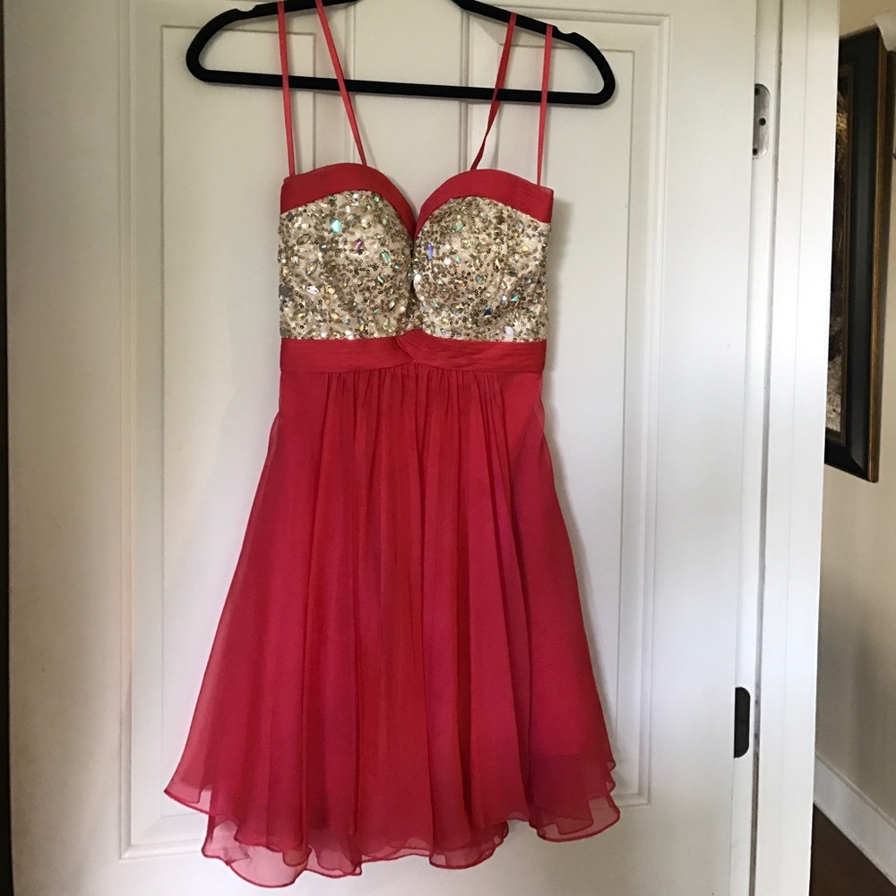 La Femme cocktail/prom