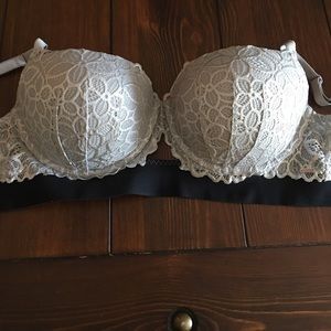 BNWOT Pink by Victoria's Secret Date Push-Up Bra