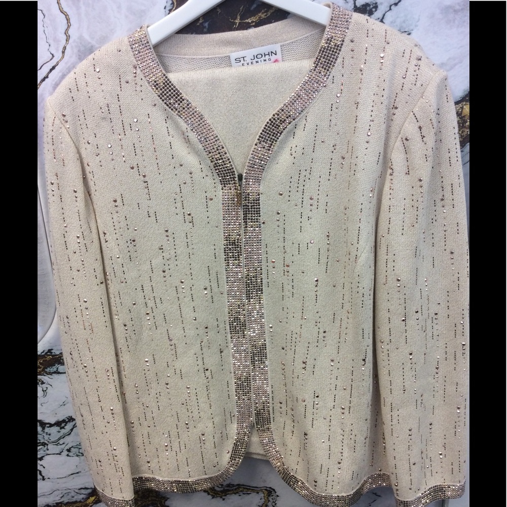 St. John Cream & Gold 2pc