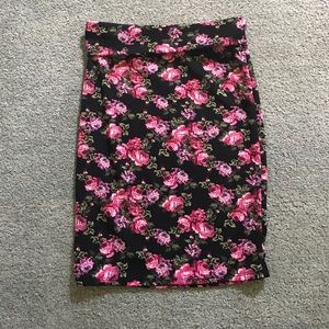 LuLaRoe Cassie skirt
