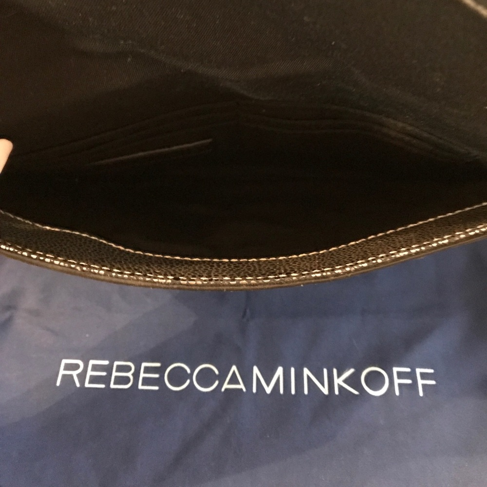 Clutch - Picture 3 of 4