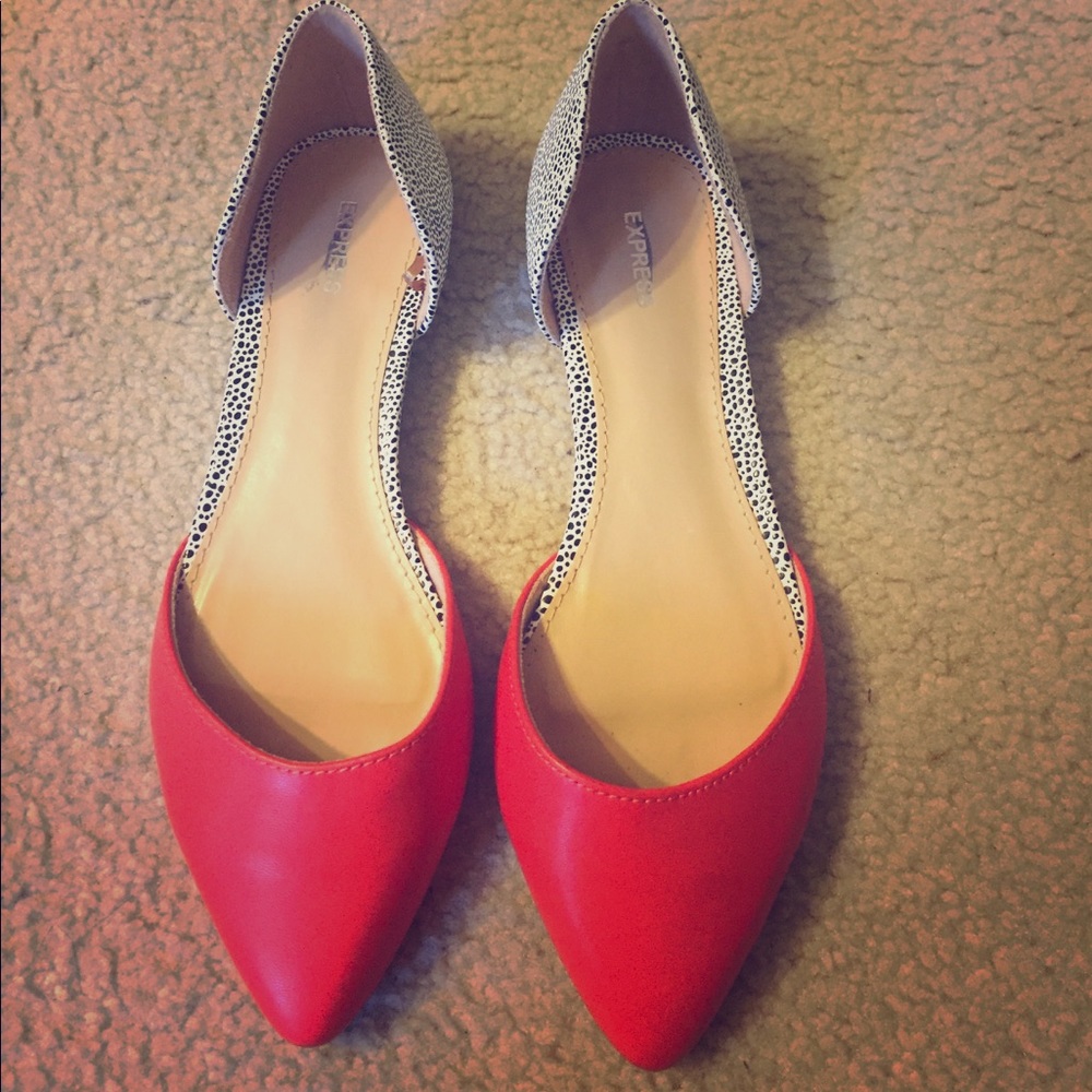 Reddish orange Express flats