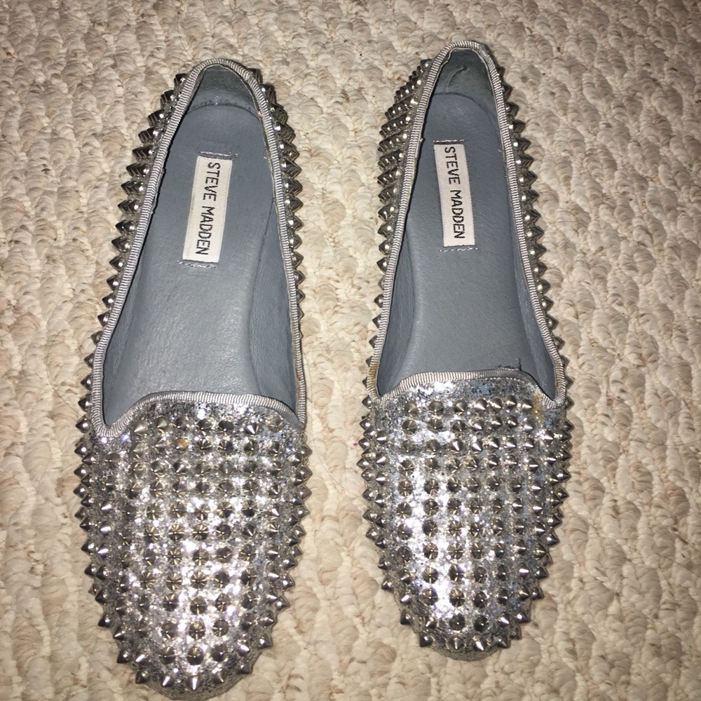 Steve Madden Silver Studded Flats Loafers STUDLYY