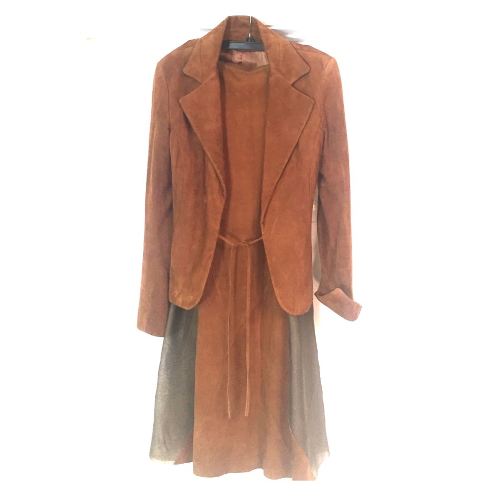Designer jacket and skirt set