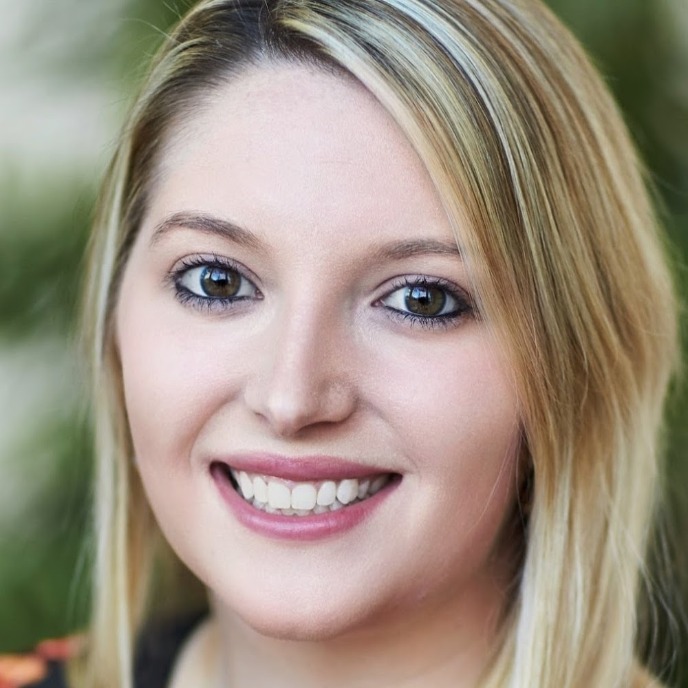 Meet your Posher, Daphaney