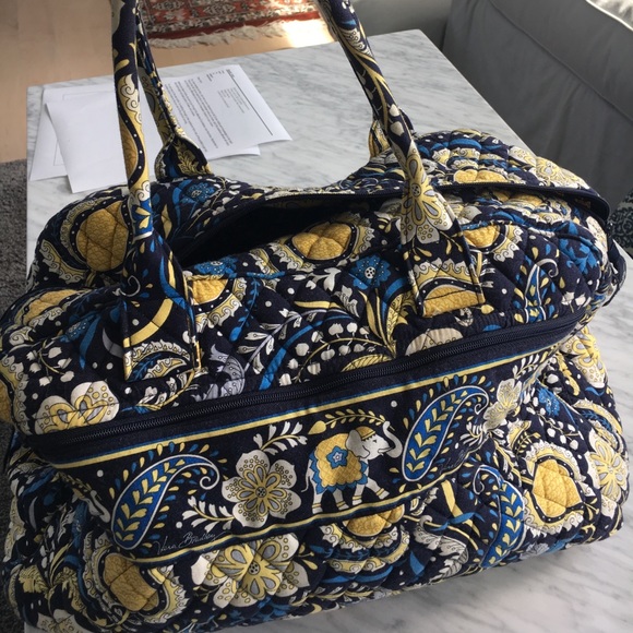 Vera Bradley BUNDLE - Picture 3 of 4