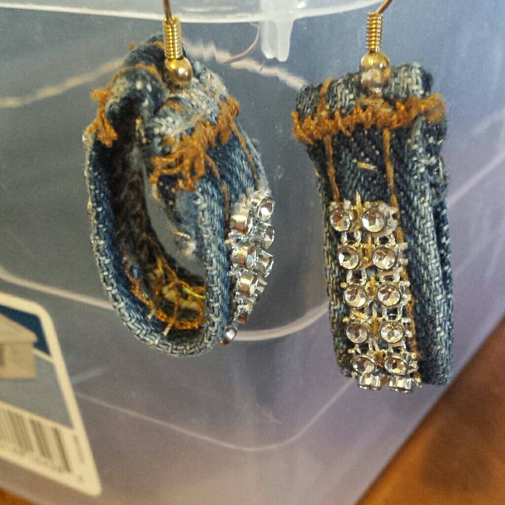 Sold Jean earrings