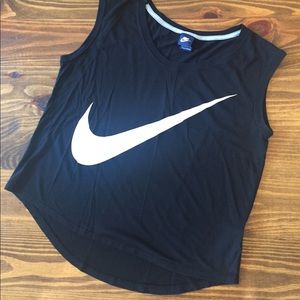 Sleeveless Nike muscle T