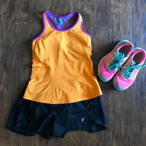 Nike dri-fit racer back tank with built in bra