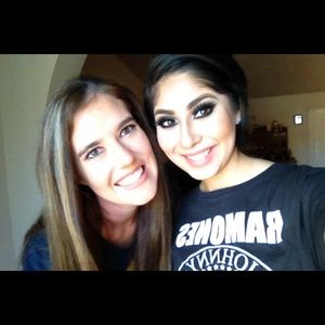 Meet your Posher, Amanda