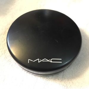 ♦️SOLD♦️MAC Pressed Powder Foundation