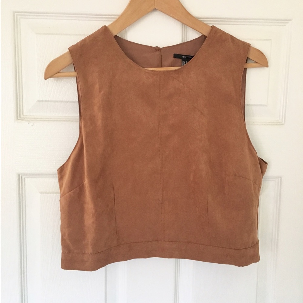 NWT WOVEN CAMEL TOP