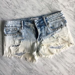 BULLHEAD Frayed Short Short