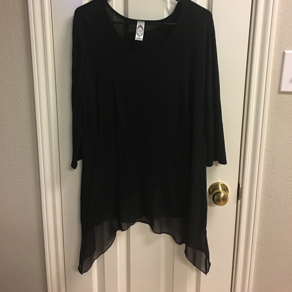 Black tunic blouse
