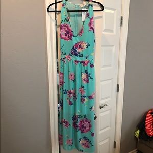 New with tags boutique Everly floral dress