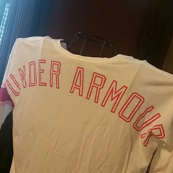 Under Armour Under Armour Breast Cancer baseball tshirt XS from