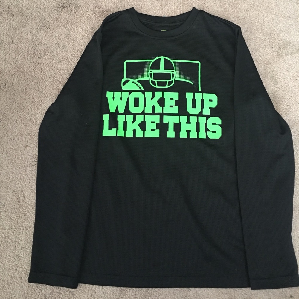 EUC•Boys Size M•TEK GEAR long sleeve black shirt