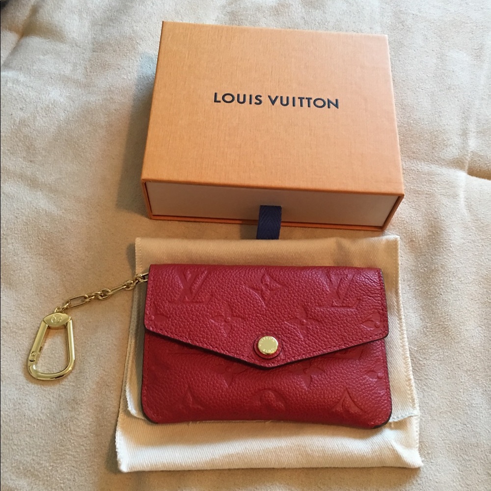 SOLD!💯Authentic Louis Vuitton Empreinte Key Pouch