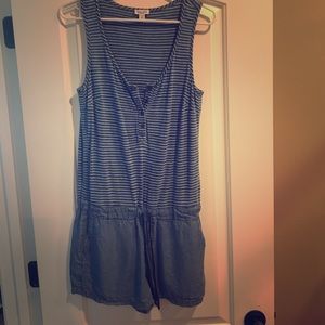 ADORABLE Chambray romper***reposh**