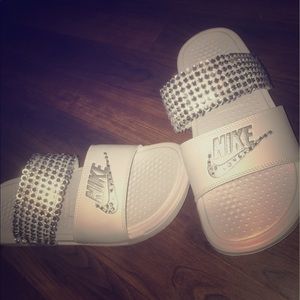 Nike slides