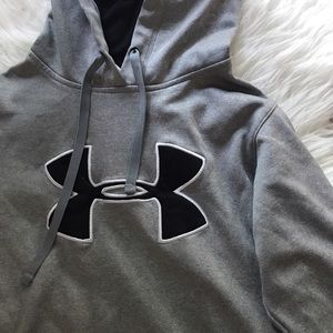 Under Armour sweatshirt