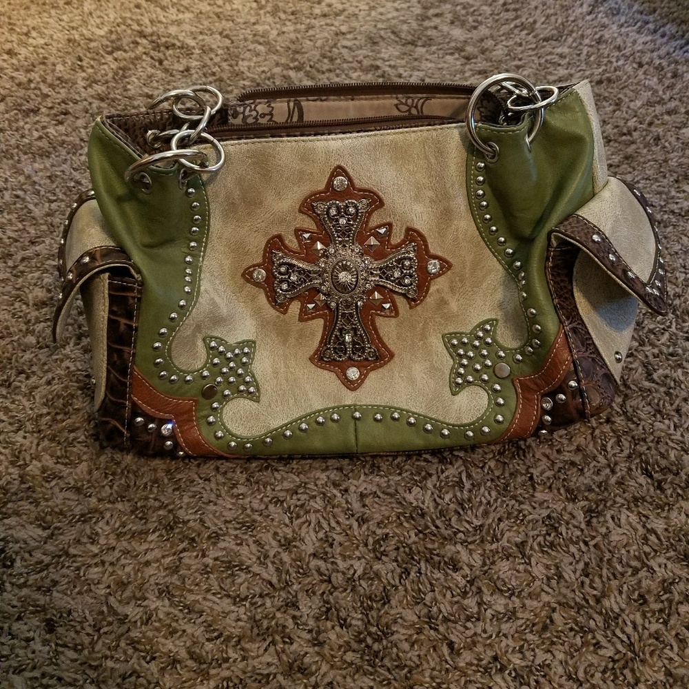 Hand bag