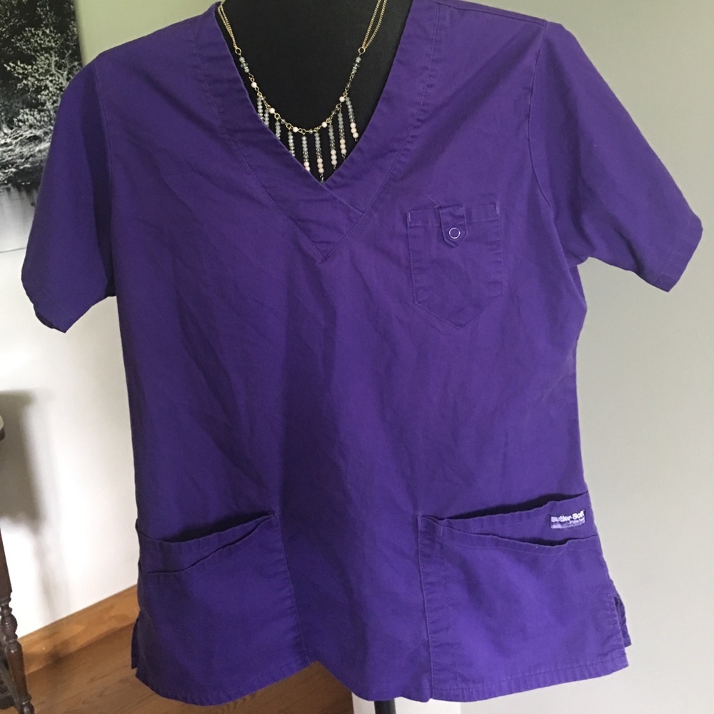 Butter-soft stretch scrubs medium