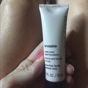 Mary kay Matte wear liquid