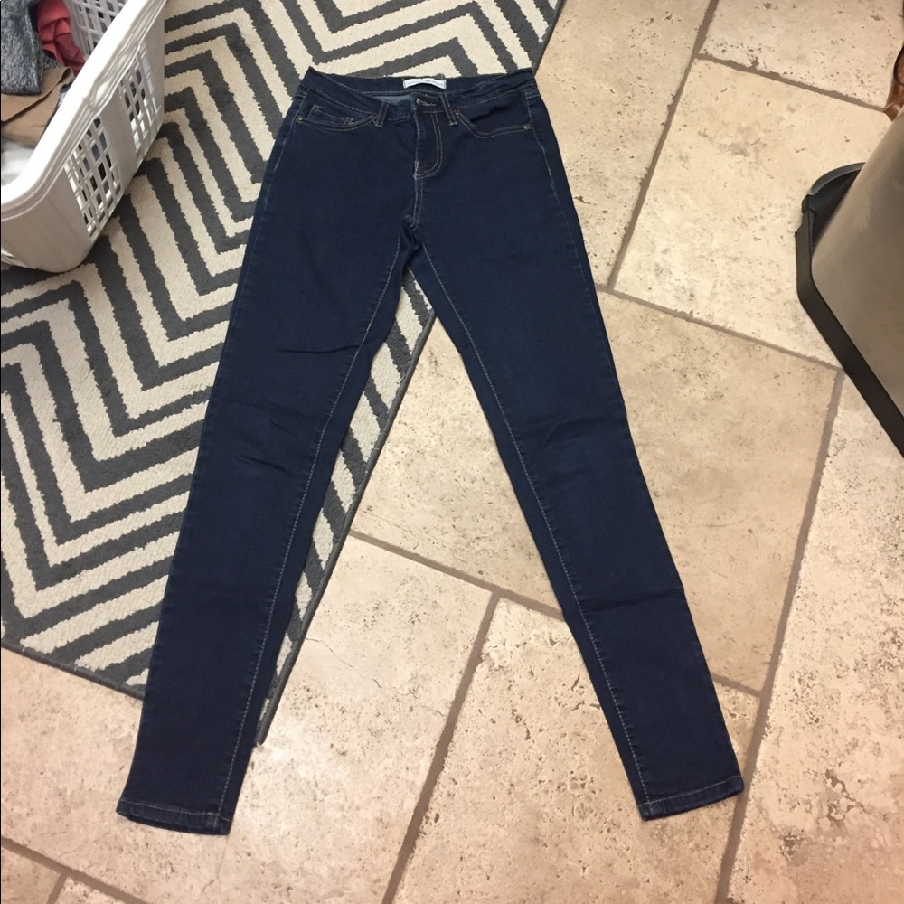 Skinny jeans
