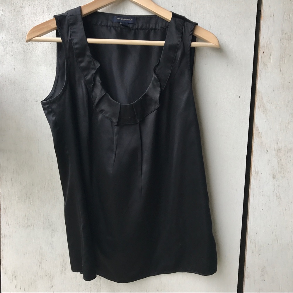 Banana Republic silky black top