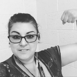 Meet your Posher, Raquel