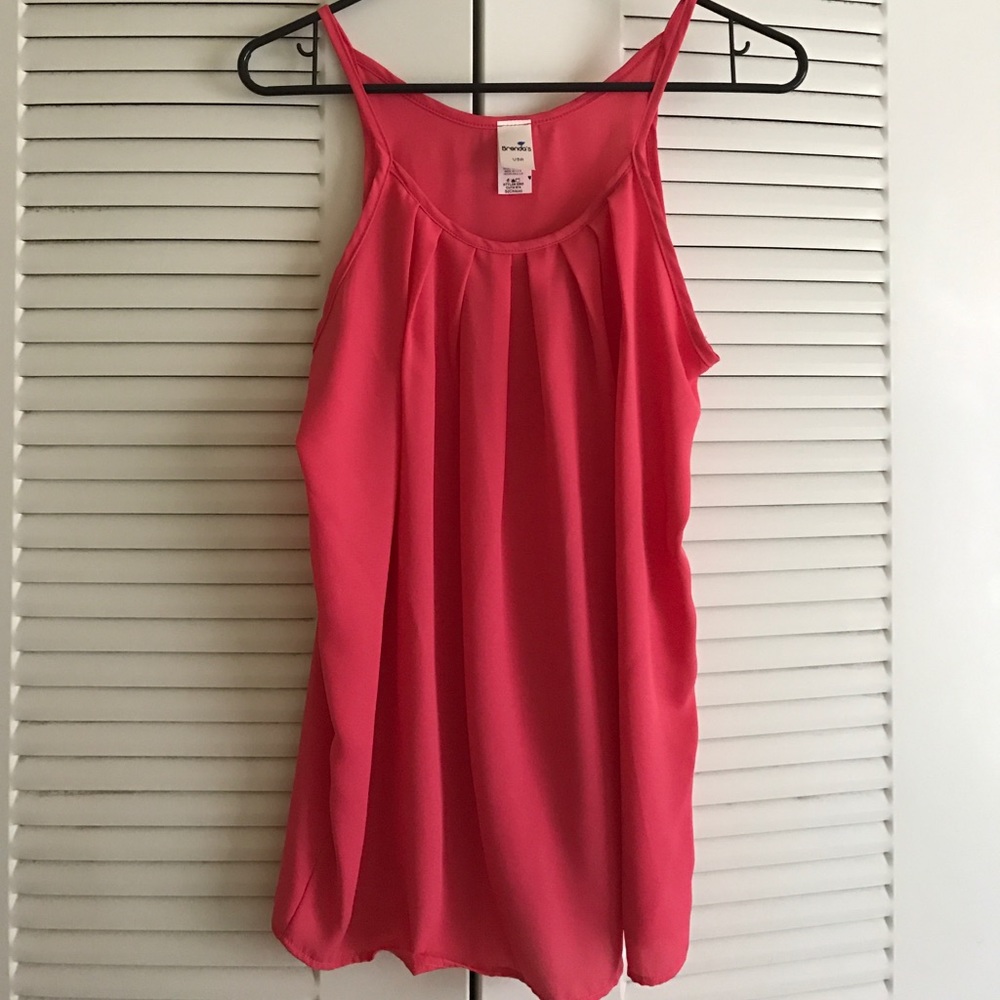 Pink tank